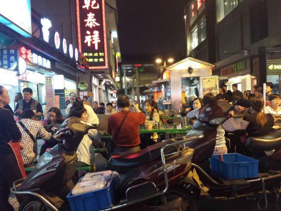 GuanQian TaiJian Nong BiFengFang